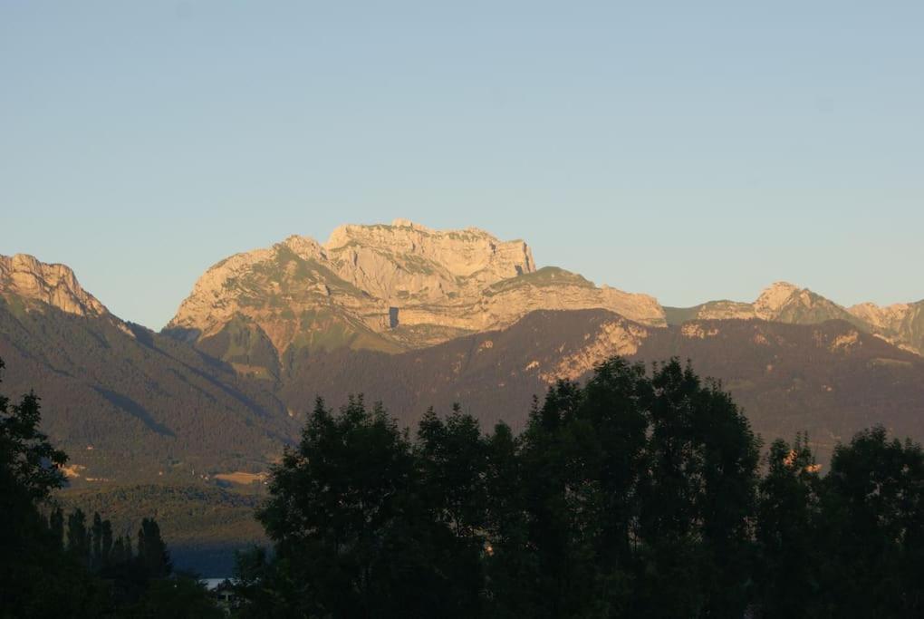 B&B Le Sourire Du Lac Sevrier Exterior photo